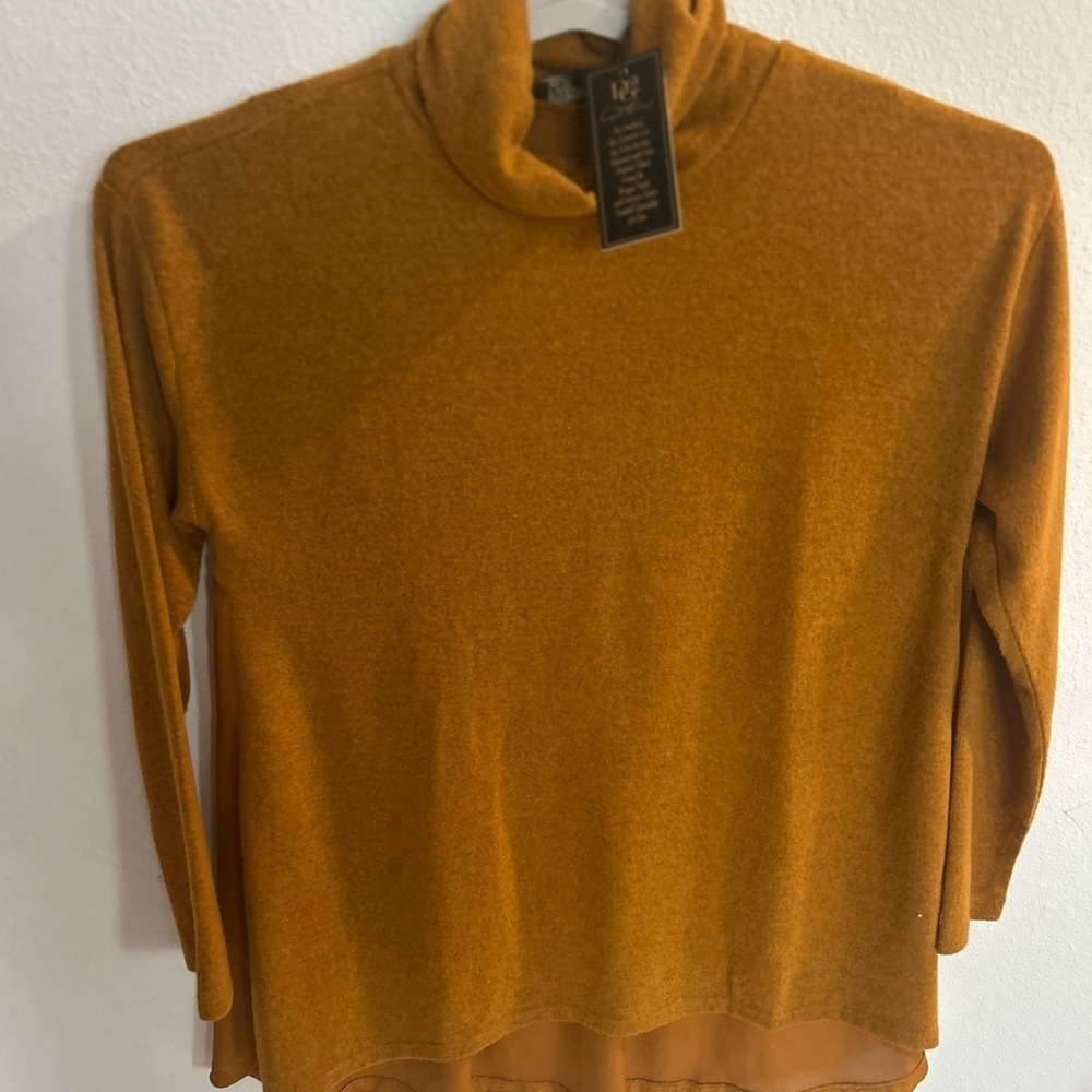 DG2 Women’s Gold Cowl Neck Long Sleeve Sweater
Size L